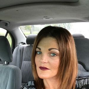 Meet your Posher, Jenifer